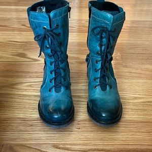 Beautiful faded shades of teal boots. Look brand new and good quality leather.